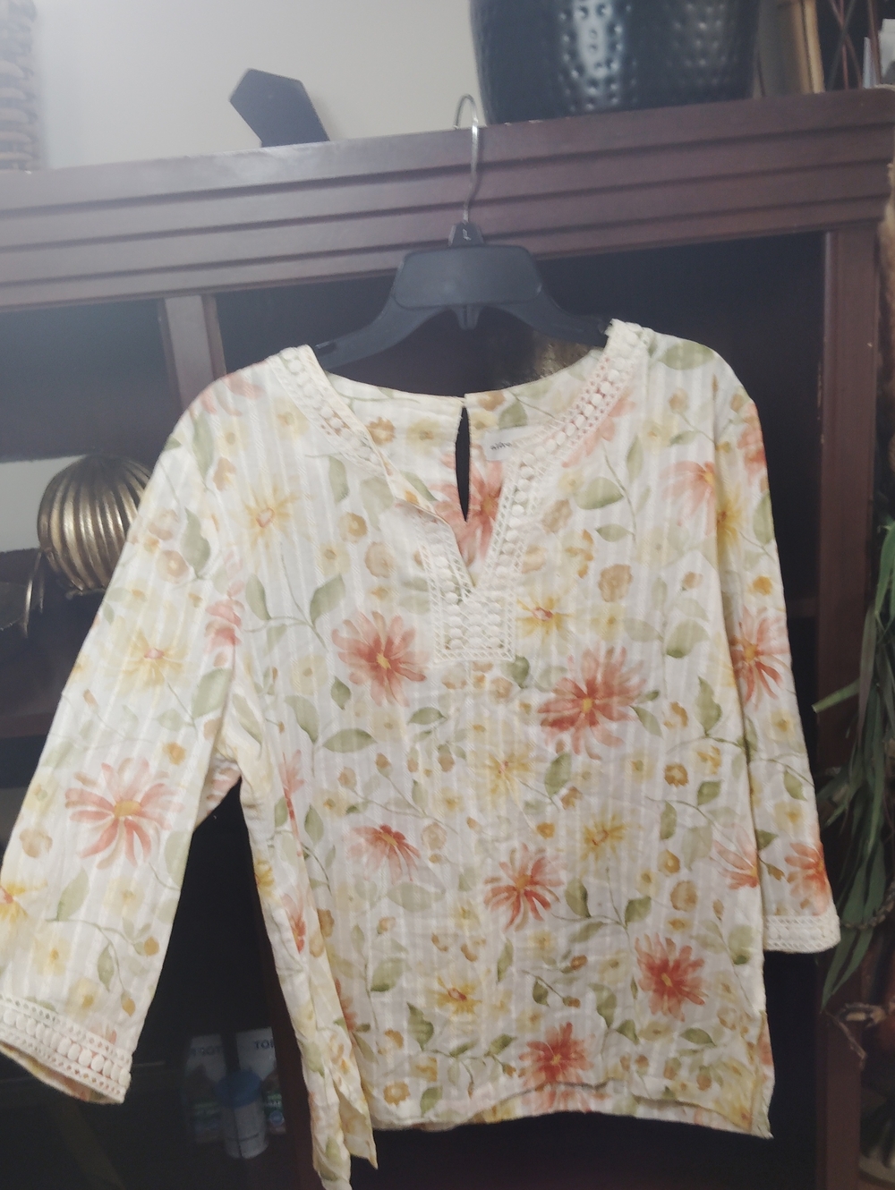 Alfred Dunner Cream Floral Crochet-Trim Split Neck Tunic
